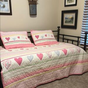 Darling Pottery Barn Reversible Pink Heart Quilt Bedding Set